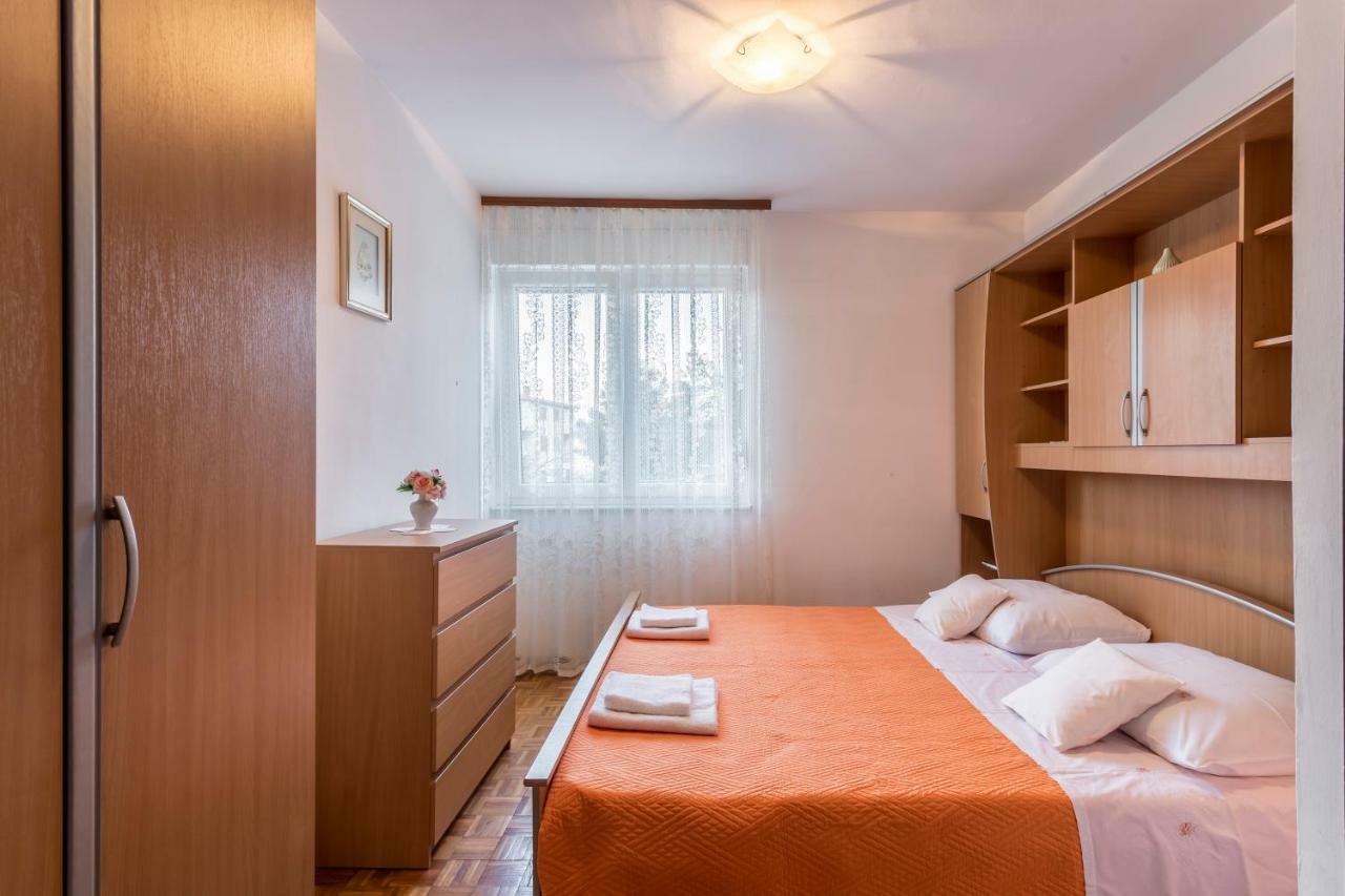 Apartment Kossi Split Buitenkant foto