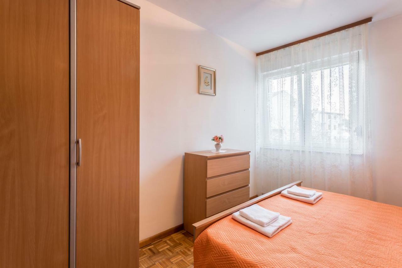 Apartment Kossi Split Buitenkant foto